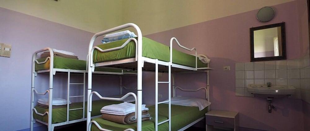 Hostel 7 Santi Флоренція Екстер'єр фото