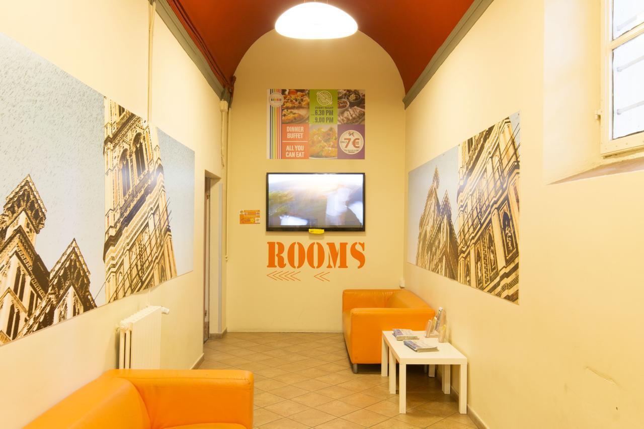 Hostel 7 Santi Флоренція Екстер'єр фото